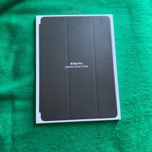 NWT Apple iPad Pro (10.5 inch) case